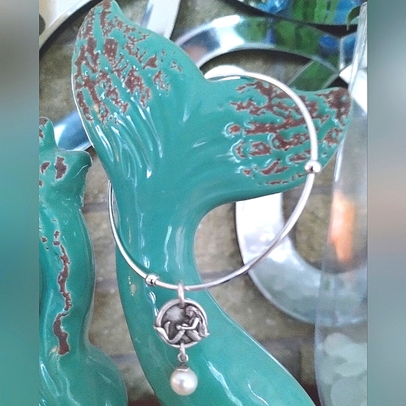 Mermaid Charm Bracelet by Vantel Pearls - Picture 2 of 12